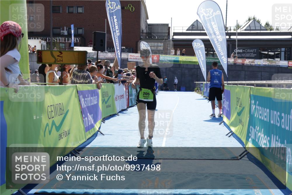 09.08.2026 - GEWOBA Citytriathlon Bremen Yannick Fuchs http://msf.ph/oto/9937498 09.08.2026 15:16:43 Ziel 205, 370, 402 meine-sportfotos.de