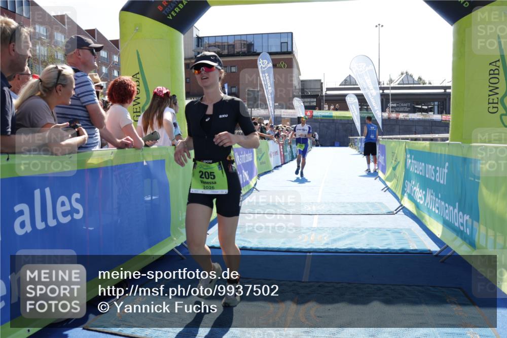 09.08.2026 - GEWOBA Citytriathlon Bremen Yannick Fuchs http://msf.ph/oto/9937502 09.08.2026 15:16:45 Ziel 205, 370, 402 meine-sportfotos.de