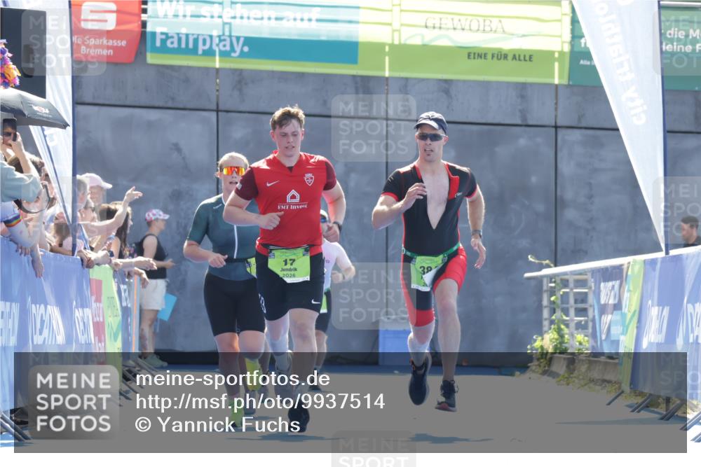 09.08.2026 - GEWOBA Citytriathlon Bremen Yannick Fuchs http://msf.ph/oto/9937514 09.08.2026 15:16:54 Ziel 17, 192, 384 meine-sportfotos.de