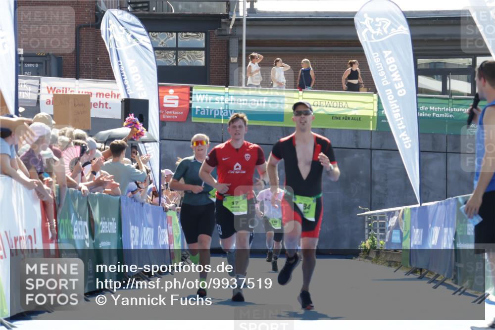 09.08.2026 - GEWOBA Citytriathlon Bremen Yannick Fuchs http://msf.ph/oto/9937519 09.08.2026 15:16:55 Ziel 17, 192, 356, 384 meine-sportfotos.de