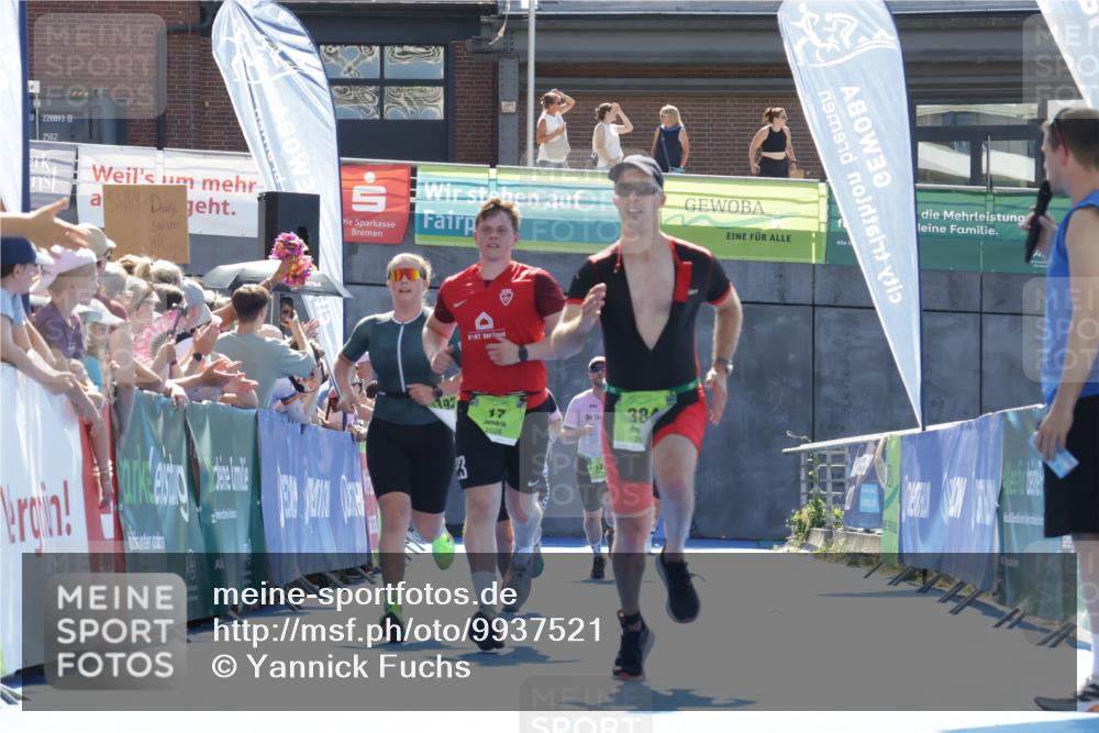 09.08.2026 - GEWOBA Citytriathlon Bremen Yannick Fuchs http://msf.ph/oto/9937521 09.08.2026 15:16:55 Ziel 17, 192, 356, 384 meine-sportfotos.de