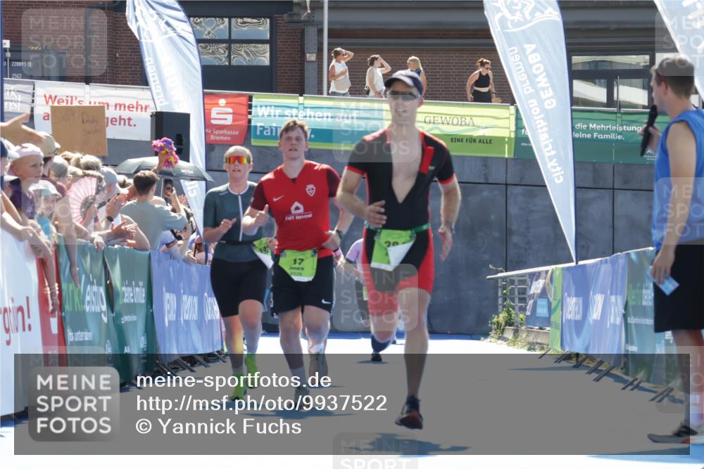 09.08.2026 - GEWOBA Citytriathlon Bremen Yannick Fuchs http://msf.ph/oto/9937522 09.08.2026 15:16:55 Ziel 17, 192, 356, 384 meine-sportfotos.de