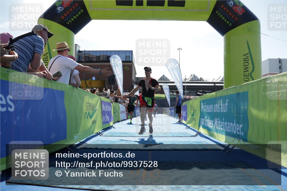 09.08.2026 - GEWOBA Citytriathlon Bremen Yannick Fuchs http://msf.ph/oto/9937528 09.08.2026 15:16:57 Ziel 17, 146, 192, 356, 384 meine-sportfotos.de