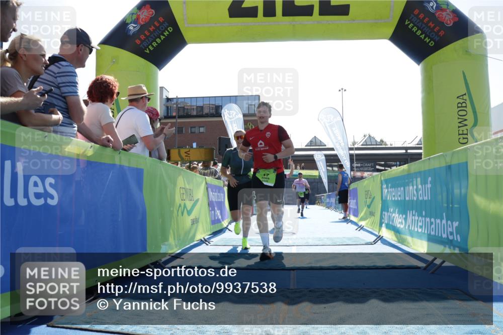 09.08.2026 - GEWOBA Citytriathlon Bremen Yannick Fuchs http://msf.ph/oto/9937538 09.08.2026 15:16:59 Ziel 17, 146, 192, 356, 384 meine-sportfotos.de
