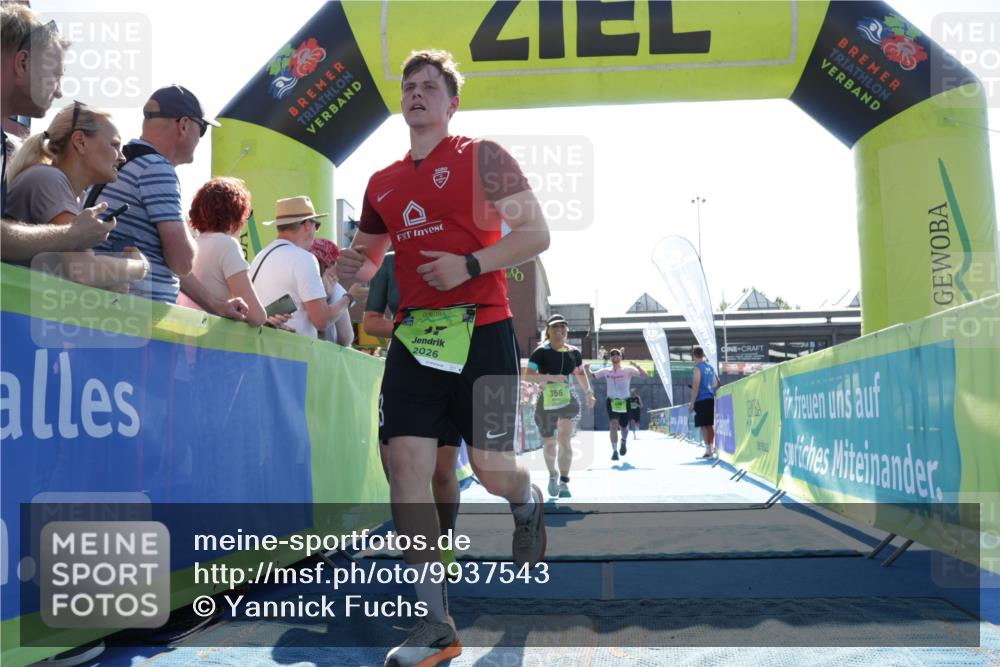 09.08.2026 - GEWOBA Citytriathlon Bremen Yannick Fuchs http://msf.ph/oto/9937543 09.08.2026 15:17:00 Ziel 17, 146, 192, 356, 384 meine-sportfotos.de