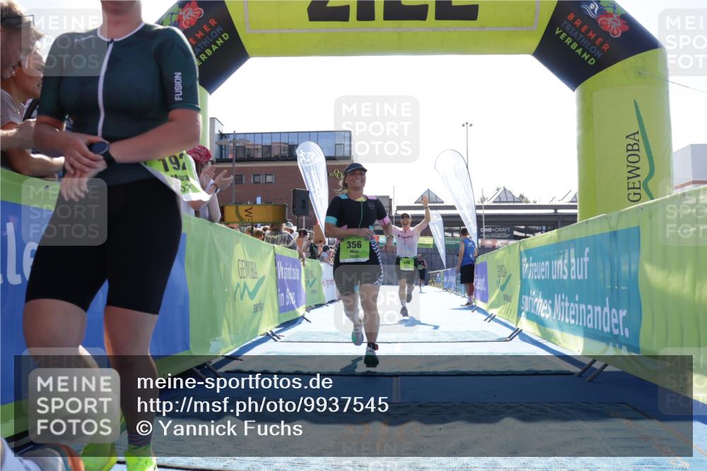 09.08.2026 - GEWOBA Citytriathlon Bremen Yannick Fuchs http://msf.ph/oto/9937545 09.08.2026 15:17:01 Ziel 17, 146, 192, 356, 384 meine-sportfotos.de