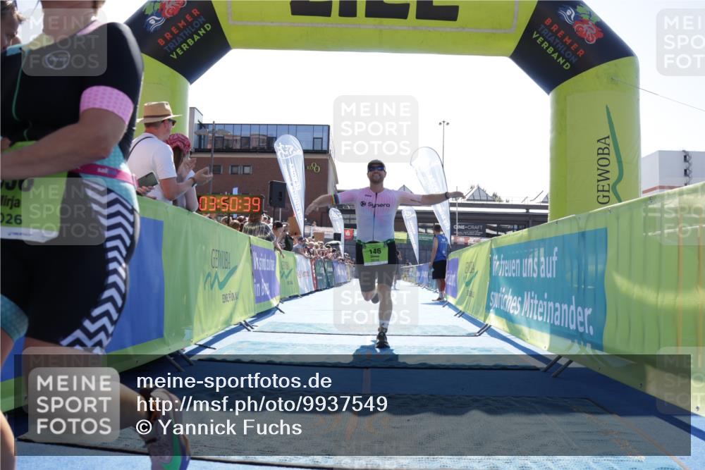 09.08.2026 - GEWOBA Citytriathlon Bremen Yannick Fuchs http://msf.ph/oto/9937549 09.08.2026 15:17:02 Ziel 17, 146, 179, 192, 356, 384 meine-sportfotos.de