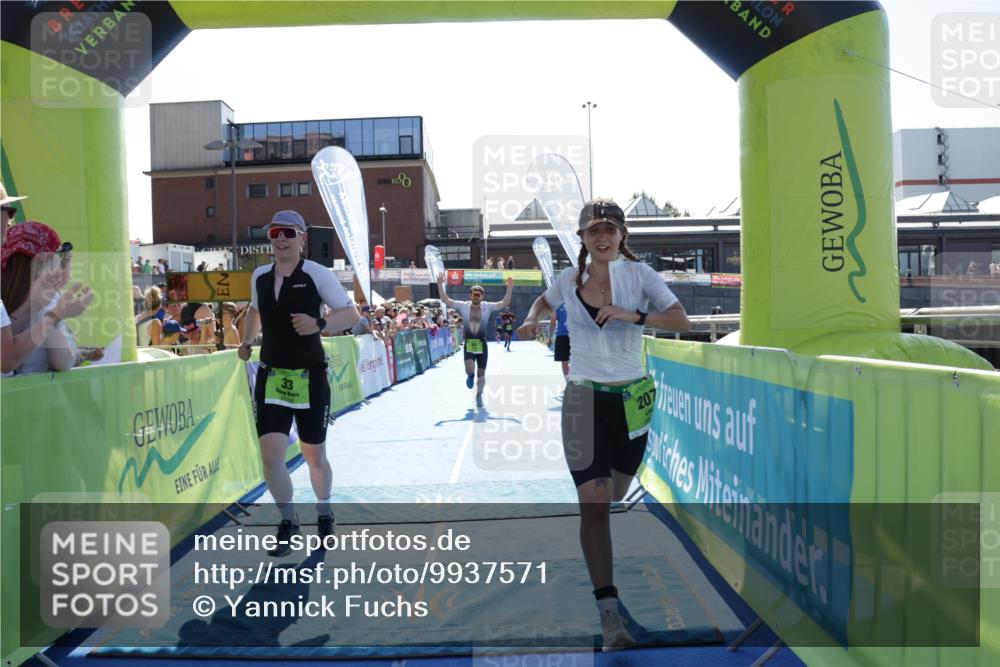 09.08.2026 - GEWOBA Citytriathlon Bremen Yannick Fuchs http://msf.ph/oto/9937571 09.08.2026 15:17:14 Ziel 33, 60, 207 meine-sportfotos.de