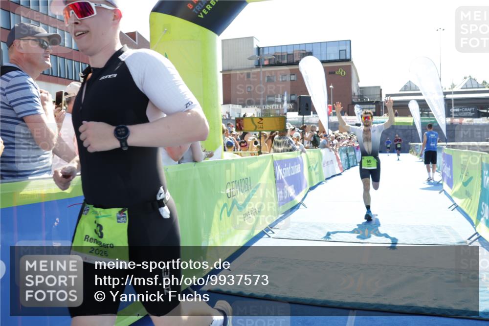 09.08.2026 - GEWOBA Citytriathlon Bremen Yannick Fuchs http://msf.ph/oto/9937573 09.08.2026 15:17:15 Ziel 33, 60, 207 meine-sportfotos.de