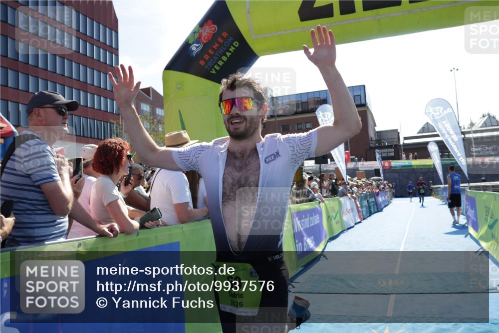 09.08.2026 - GEWOBA Citytriathlon Bremen Yannick Fuchs http://msf.ph/oto/9937576 09.08.2026 15:17:16 Ziel 33, 60, 207 meine-sportfotos.de