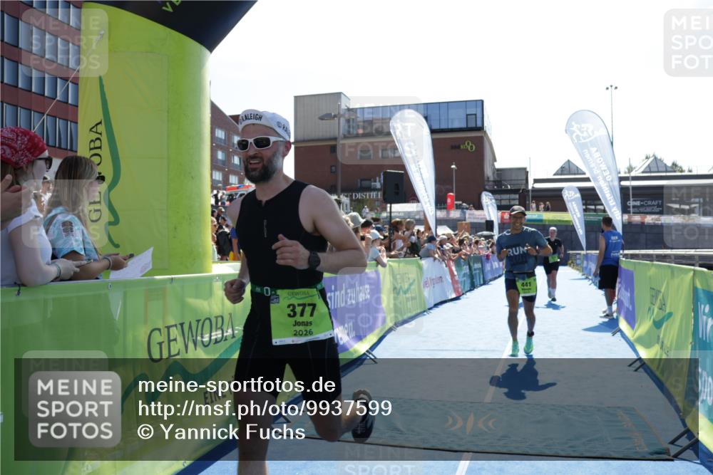 09.08.2026 - GEWOBA Citytriathlon Bremen Yannick Fuchs http://msf.ph/oto/9937599 09.08.2026 15:17:30 Ziel 232, 254, 377, 441 meine-sportfotos.de