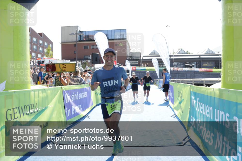 09.08.2026 - GEWOBA Citytriathlon Bremen Yannick Fuchs http://msf.ph/oto/9937601 09.08.2026 15:17:31 Ziel 232, 254, 377, 441 meine-sportfotos.de