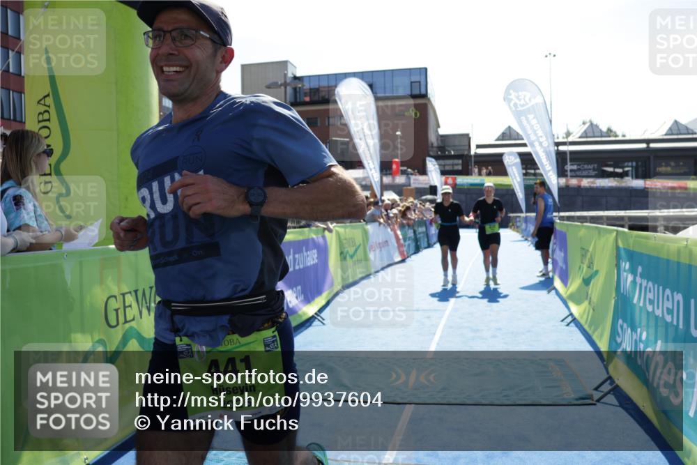 09.08.2026 - GEWOBA Citytriathlon Bremen Yannick Fuchs http://msf.ph/oto/9937604 09.08.2026 15:17:32 Ziel 232, 254, 377, 441 meine-sportfotos.de