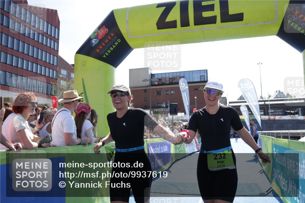 09.08.2026 - GEWOBA Citytriathlon Bremen Yannick Fuchs http://msf.ph/oto/9937619 09.08.2026 15:17:35 Ziel 232, 254, 377, 441 meine-sportfotos.de