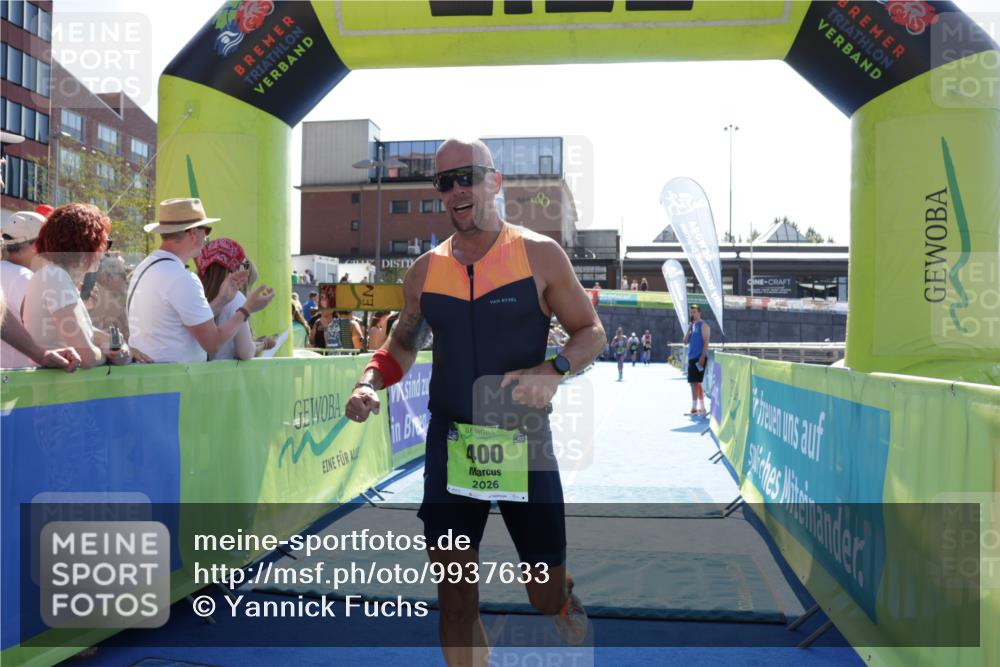 09.08.2026 - GEWOBA Citytriathlon Bremen Yannick Fuchs http://msf.ph/oto/9937633 09.08.2026 15:17:45 Ziel 308, 400 meine-sportfotos.de