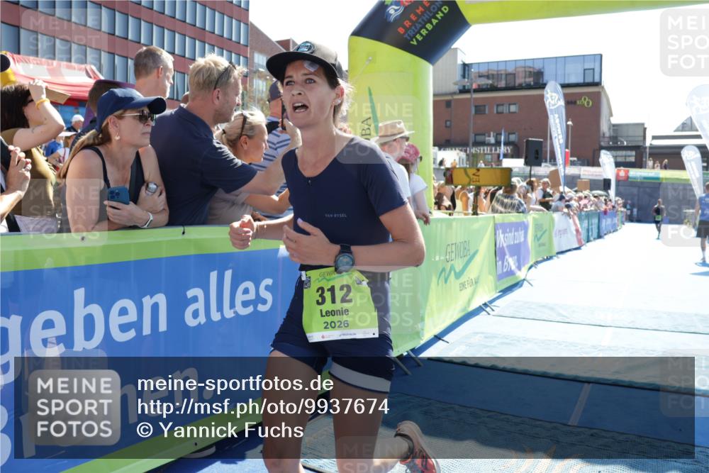 09.08.2026 - GEWOBA Citytriathlon Bremen Yannick Fuchs http://msf.ph/oto/9937674 09.08.2026 15:18:07 Ziel 277, 312, 325 meine-sportfotos.de