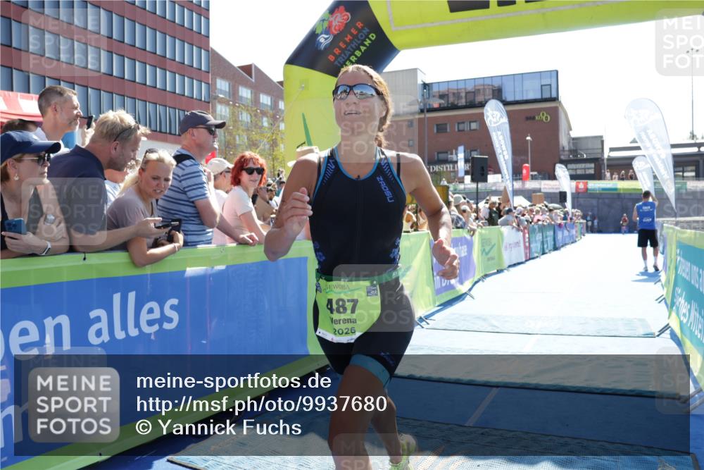 09.08.2026 - GEWOBA Citytriathlon Bremen Yannick Fuchs http://msf.ph/oto/9937680 09.08.2026 15:18:15 Ziel 487 meine-sportfotos.de