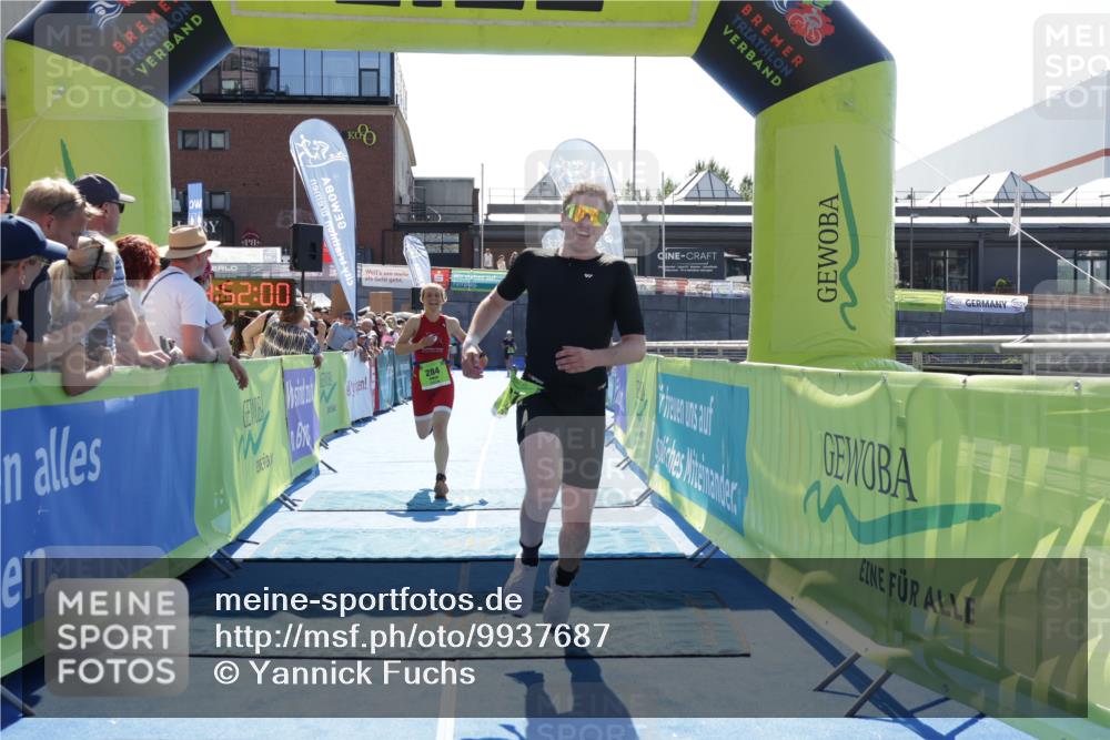 09.08.2026 - GEWOBA Citytriathlon Bremen Yannick Fuchs http://msf.ph/oto/9937687 09.08.2026 15:18:23 Ziel 37, 284 meine-sportfotos.de