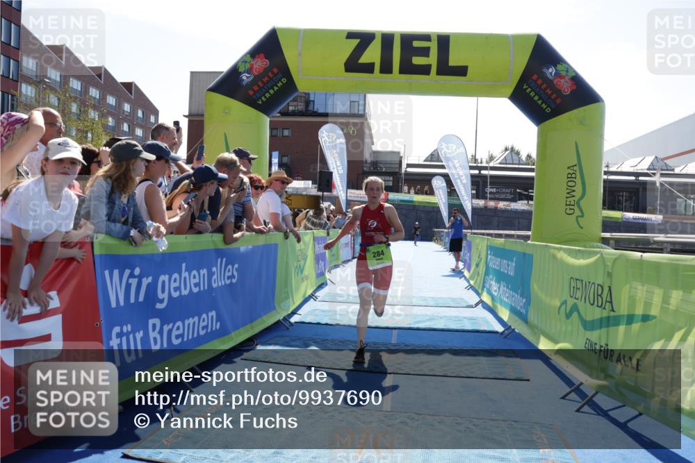 09.08.2026 - GEWOBA Citytriathlon Bremen Yannick Fuchs http://msf.ph/oto/9937690 09.08.2026 15:18:24 Ziel 37, 284 meine-sportfotos.de