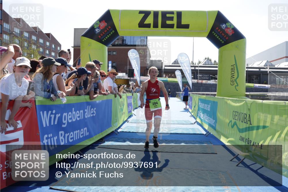 09.08.2026 - GEWOBA Citytriathlon Bremen Yannick Fuchs http://msf.ph/oto/9937691 09.08.2026 15:18:24 Ziel 37, 284 meine-sportfotos.de