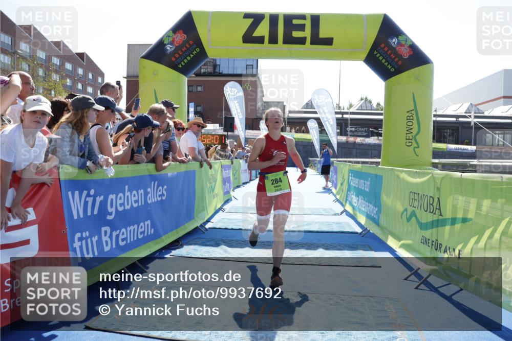 09.08.2026 - GEWOBA Citytriathlon Bremen Yannick Fuchs http://msf.ph/oto/9937692 09.08.2026 15:18:24 Ziel 37, 284 meine-sportfotos.de