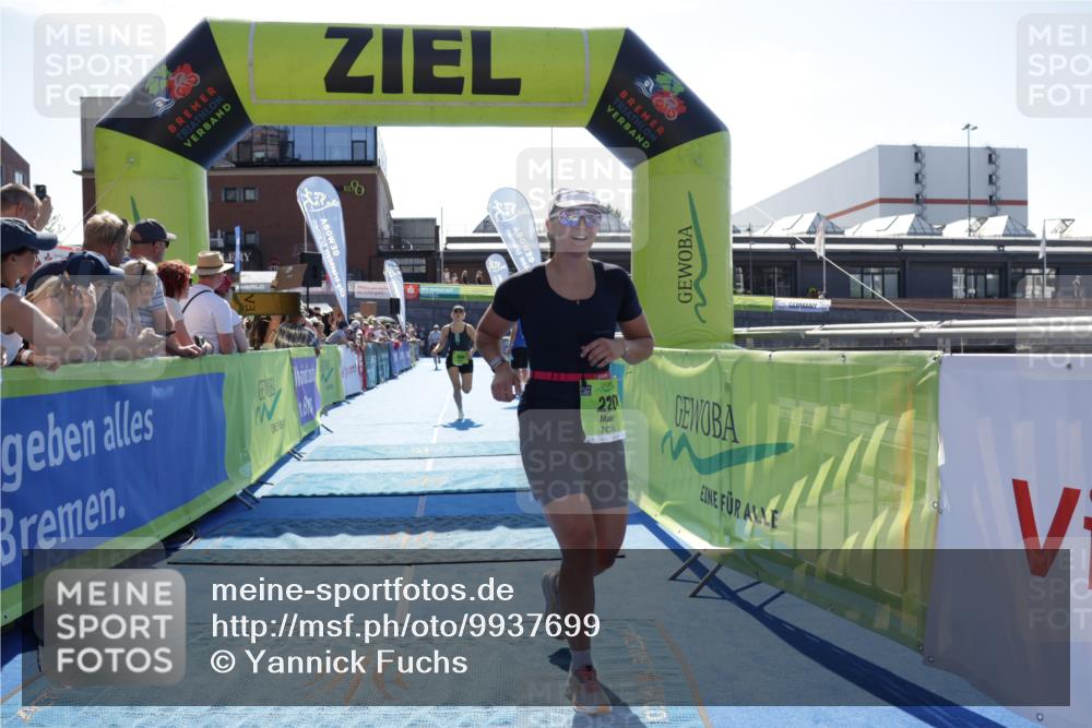 09.08.2026 - GEWOBA Citytriathlon Bremen Yannick Fuchs http://msf.ph/oto/9937699 09.08.2026 15:18:36 Ziel 220, 260 meine-sportfotos.de