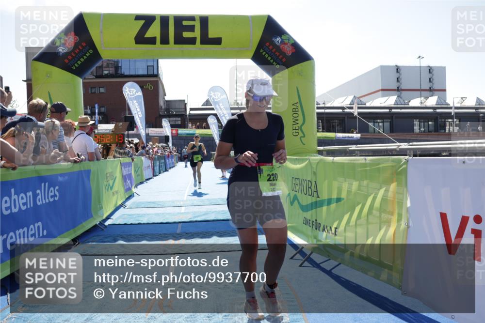 09.08.2026 - GEWOBA Citytriathlon Bremen Yannick Fuchs http://msf.ph/oto/9937700 09.08.2026 15:18:36 Ziel 220, 260 meine-sportfotos.de