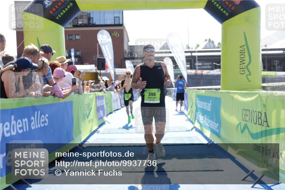 09.08.2026 - GEWOBA Citytriathlon Bremen Yannick Fuchs http://msf.ph/oto/9937736 09.08.2026 15:19:09 Ziel 21, 319, 343, 398 meine-sportfotos.de