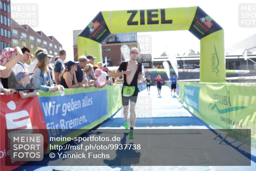 09.08.2026 - GEWOBA Citytriathlon Bremen Yannick Fuchs http://msf.ph/oto/9937738 09.08.2026 15:19:10 Ziel 21, 319, 343, 398 meine-sportfotos.de