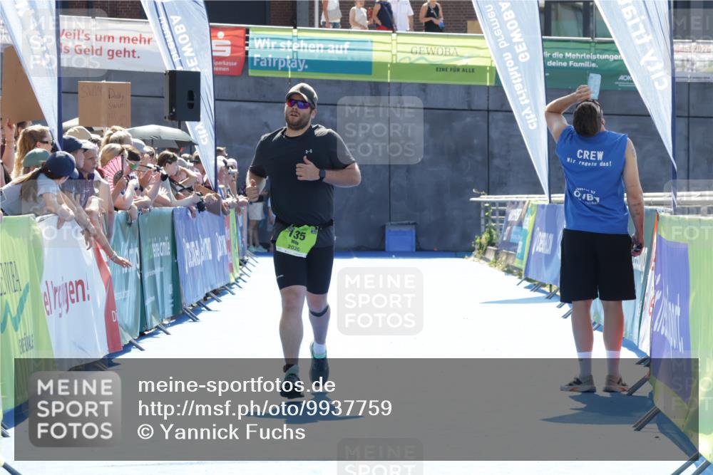 09.08.2026 - GEWOBA Citytriathlon Bremen Yannick Fuchs http://msf.ph/oto/9937759 09.08.2026 15:19:18 Ziel 135, 319, 343 meine-sportfotos.de