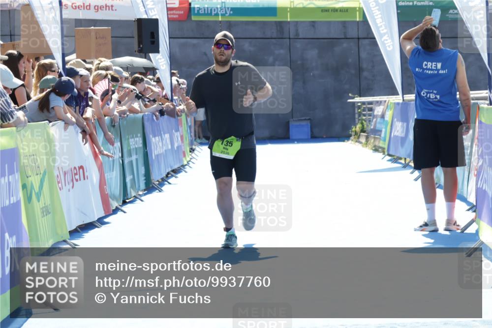 09.08.2026 - GEWOBA Citytriathlon Bremen Yannick Fuchs http://msf.ph/oto/9937760 09.08.2026 15:19:18 Ziel 135, 319, 343 meine-sportfotos.de