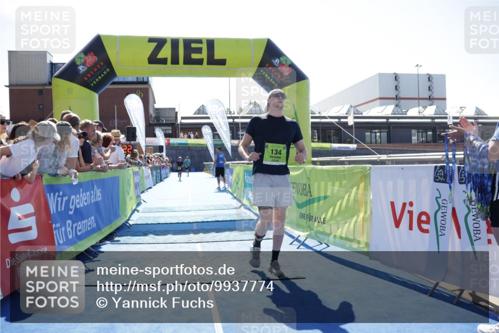 09.08.2026 - GEWOBA Citytriathlon Bremen Yannick Fuchs http://msf.ph/oto/9937774 09.08.2026 15:19:45 Ziel 134, 291 meine-sportfotos.de