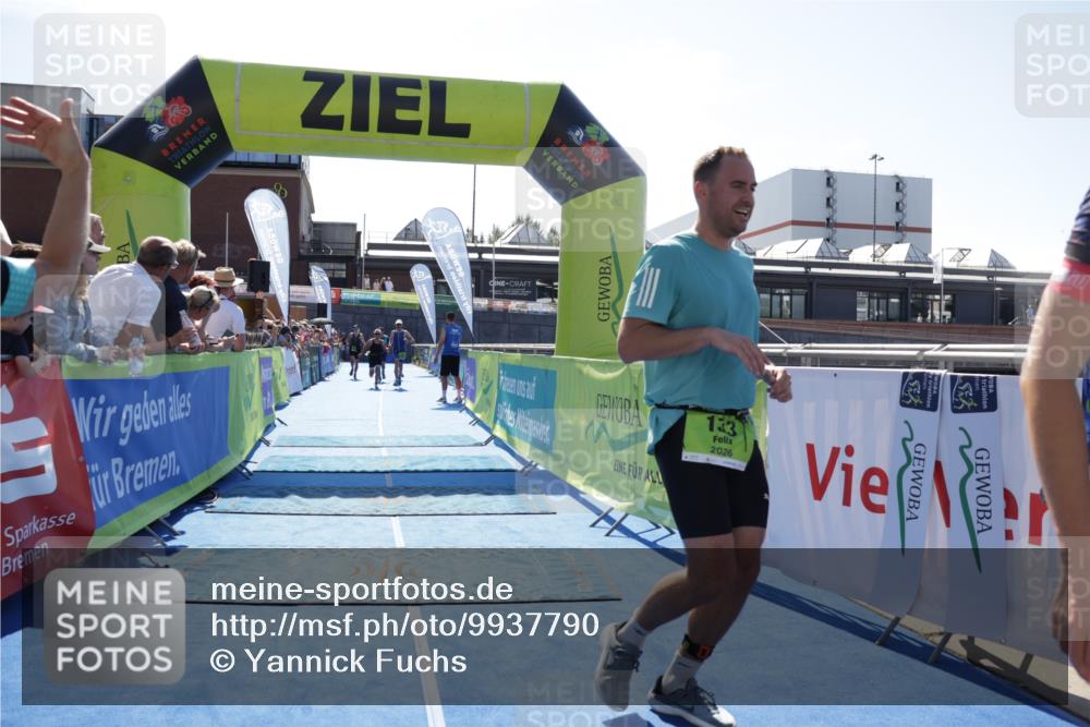 09.08.2026 - GEWOBA Citytriathlon Bremen Yannick Fuchs http://msf.ph/oto/9937790 09.08.2026 15:19:55 Ziel 133, 291, 351, 453, 462, 527 meine-sportfotos.de