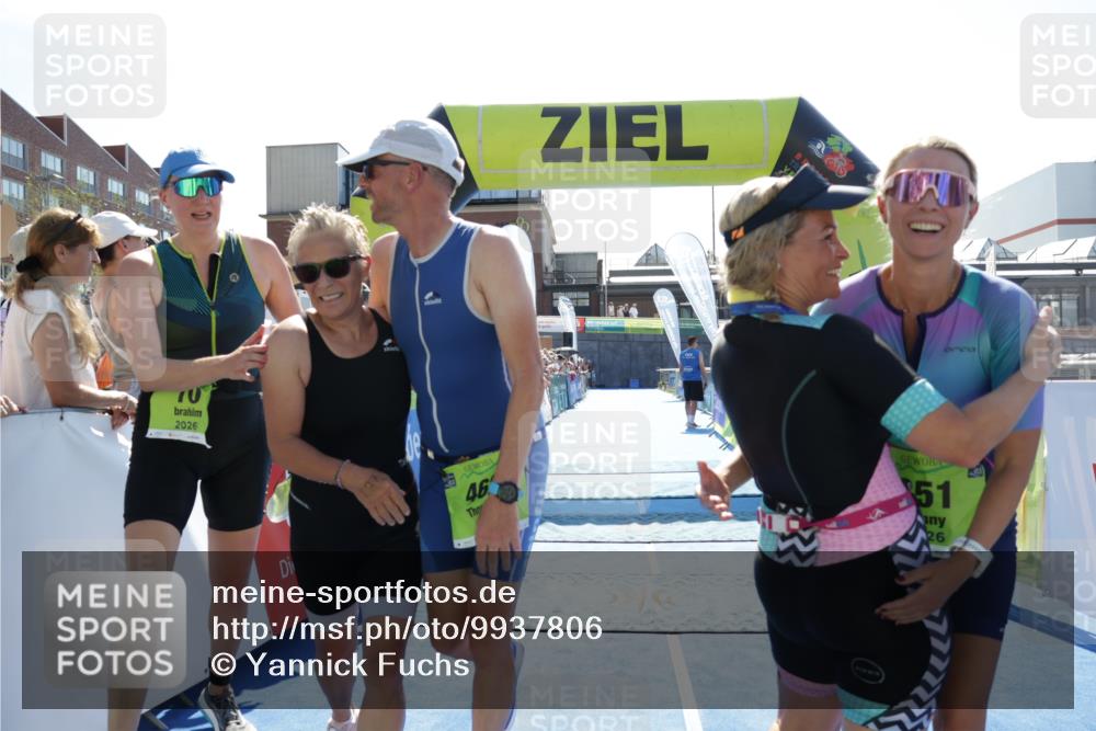 09.08.2026 - GEWOBA Citytriathlon Bremen Yannick Fuchs http://msf.ph/oto/9937806 09.08.2026 15:20:05 Ziel 70, 453 meine-sportfotos.de