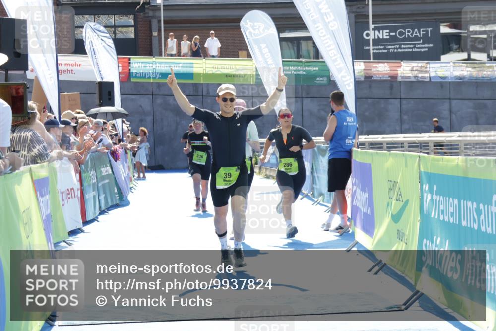 09.08.2026 - GEWOBA Citytriathlon Bremen Yannick Fuchs http://msf.ph/oto/9937824 09.08.2026 15:20:47 Ziel 39, 240, 256, 286, 290, 336 meine-sportfotos.de