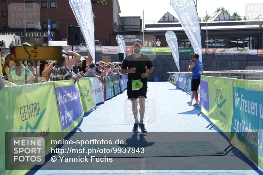 09.08.2026 - GEWOBA Citytriathlon Bremen Yannick Fuchs http://msf.ph/oto/9937843 09.08.2026 15:20:58 Ziel 14, 66, 82 meine-sportfotos.de
