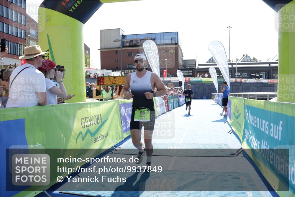 09.08.2026 - GEWOBA Citytriathlon Bremen Yannick Fuchs http://msf.ph/oto/9937849 09.08.2026 15:21:02 Ziel 66, 82, 369 meine-sportfotos.de