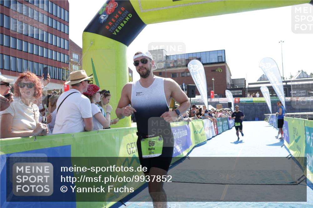 09.08.2026 - GEWOBA Citytriathlon Bremen Yannick Fuchs http://msf.ph/oto/9937852 09.08.2026 15:21:02 Ziel 66, 82, 369 meine-sportfotos.de