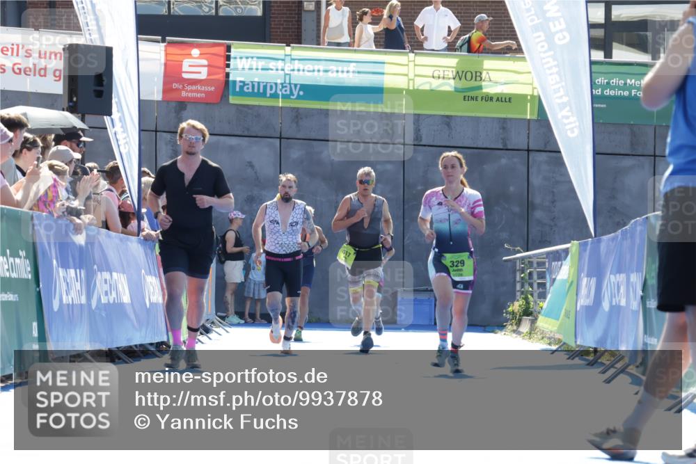 09.08.2026 - GEWOBA Citytriathlon Bremen Yannick Fuchs http://msf.ph/oto/9937878 09.08.2026 15:21:24 Ziel 288, 329 meine-sportfotos.de