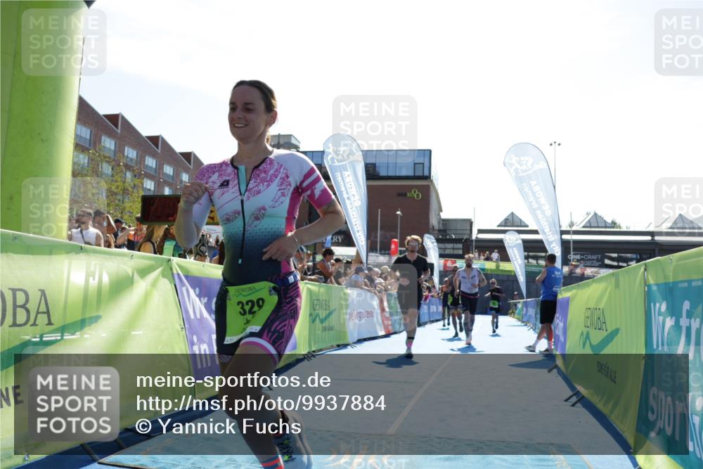09.08.2026 - GEWOBA Citytriathlon Bremen Yannick Fuchs http://msf.ph/oto/9937884 09.08.2026 15:21:28 Ziel 19, 203, 329, 390, 417 meine-sportfotos.de