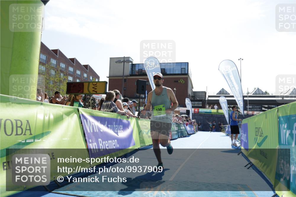 09.08.2026 - GEWOBA Citytriathlon Bremen Yannick Fuchs http://msf.ph/oto/9937909 09.08.2026 15:21:40 Ziel 130 meine-sportfotos.de
