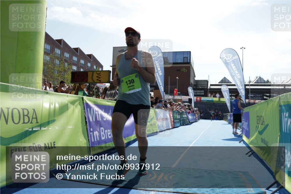 09.08.2026 - GEWOBA Citytriathlon Bremen Yannick Fuchs http://msf.ph/oto/9937912 09.08.2026 15:21:41 Ziel 130 meine-sportfotos.de