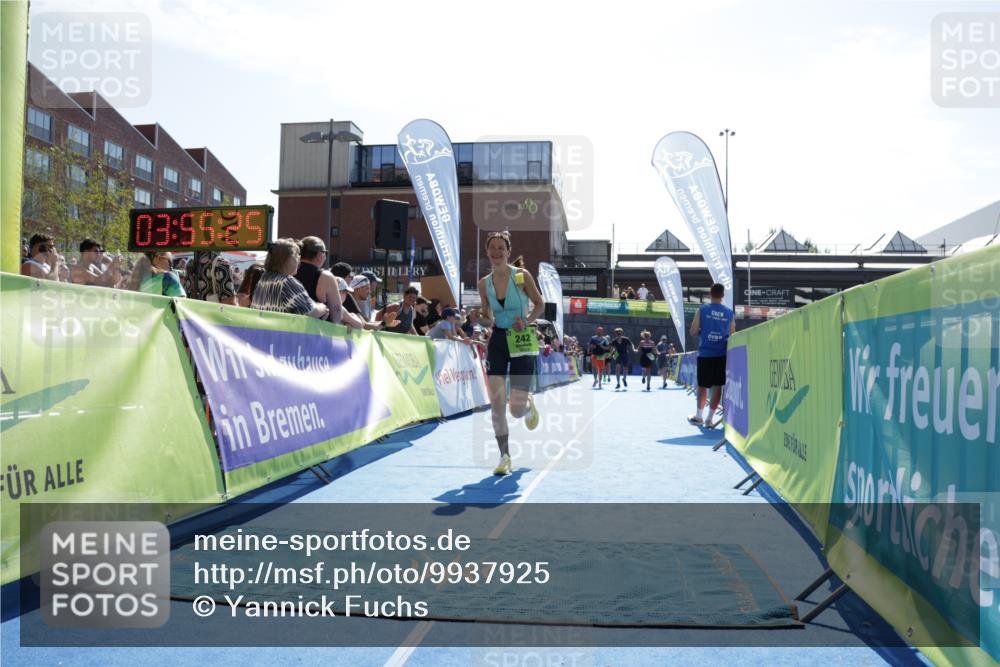 09.08.2026 - GEWOBA Citytriathlon Bremen Yannick Fuchs http://msf.ph/oto/9937925 09.08.2026 15:21:48 Ziel 242, 521 meine-sportfotos.de