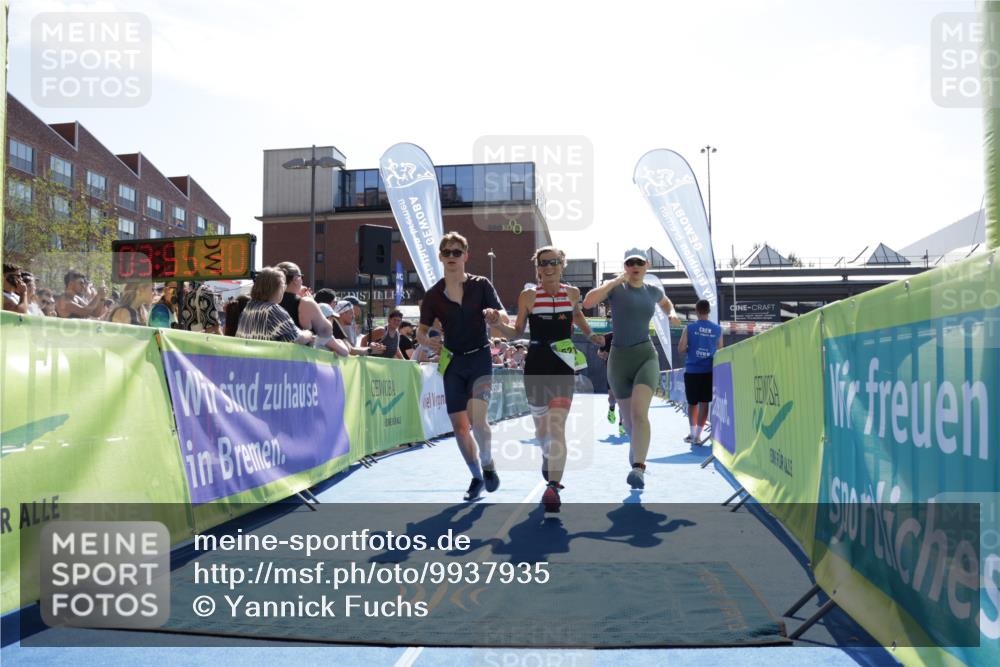 09.08.2026 - GEWOBA Citytriathlon Bremen Yannick Fuchs http://msf.ph/oto/9937935 09.08.2026 15:21:53 Ziel 5, 182, 202, 242, 415, 521 meine-sportfotos.de