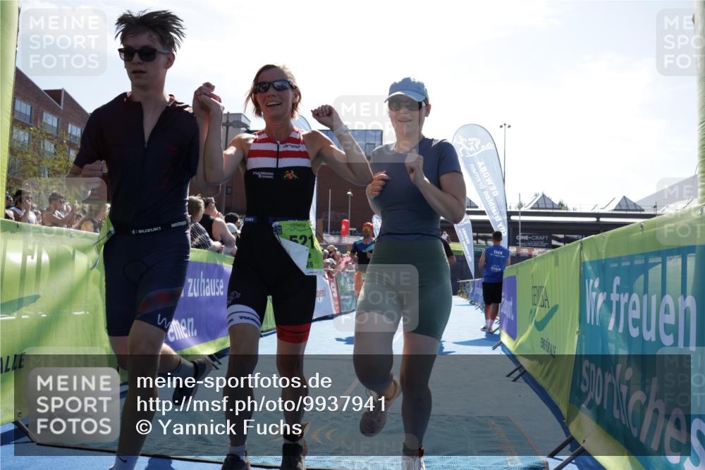 09.08.2026 - GEWOBA Citytriathlon Bremen Yannick Fuchs http://msf.ph/oto/9937941 09.08.2026 15:21:54 Ziel 5, 182, 202, 242, 415, 521 meine-sportfotos.de