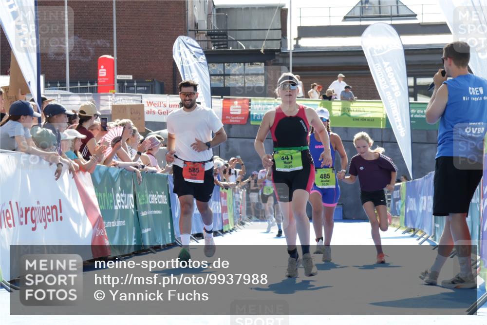 09.08.2026 - GEWOBA Citytriathlon Bremen Yannick Fuchs http://msf.ph/oto/9937988 09.08.2026 15:22:45 Ziel 341, 485, 585 meine-sportfotos.de
