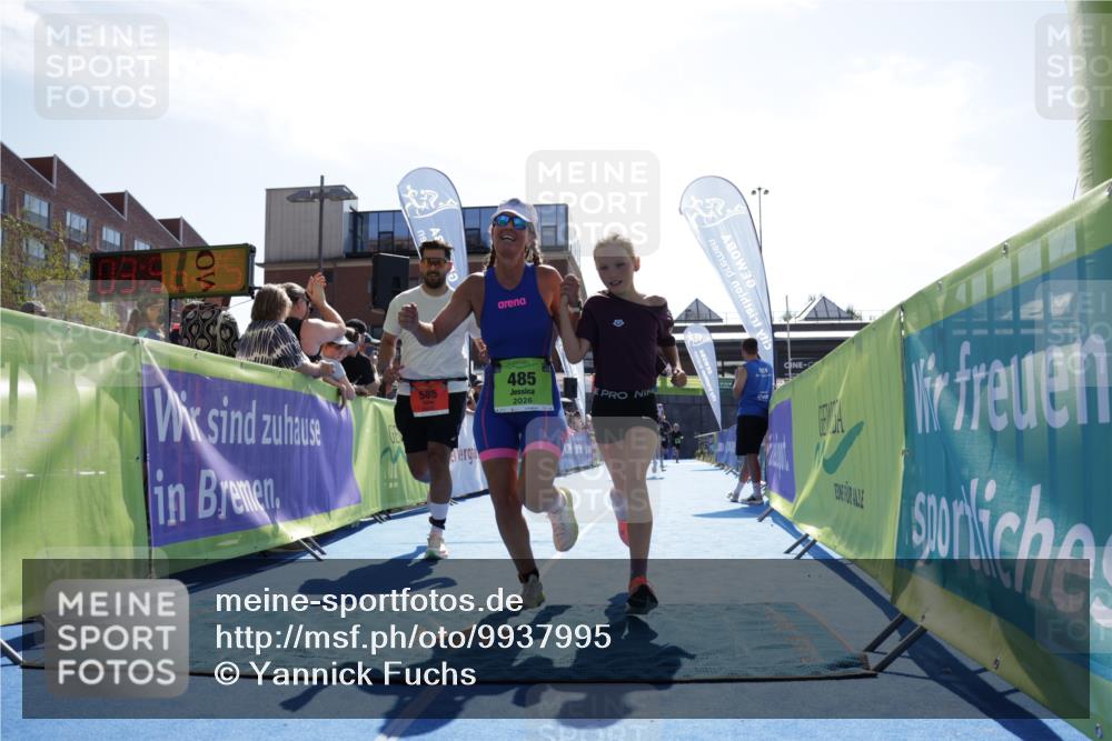 09.08.2026 - GEWOBA Citytriathlon Bremen Yannick Fuchs http://msf.ph/oto/9937995 09.08.2026 15:22:48 Ziel 229, 341, 485, 585 meine-sportfotos.de