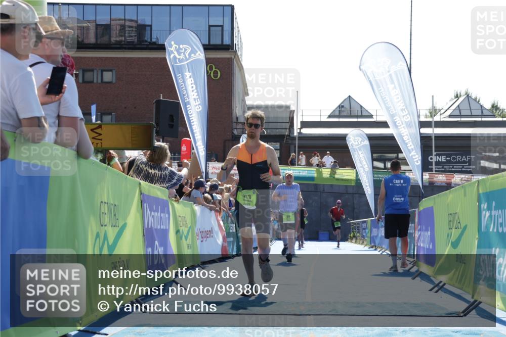 09.08.2026 - GEWOBA Citytriathlon Bremen Yannick Fuchs http://msf.ph/oto/9938057 09.08.2026 15:23:22 Ziel 12, 69, 163, 173 meine-sportfotos.de