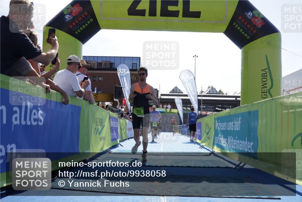 09.08.2026 - GEWOBA Citytriathlon Bremen Yannick Fuchs http://msf.ph/oto/9938058 09.08.2026 15:23:23 Ziel 12, 69, 163, 173, 482 meine-sportfotos.de
