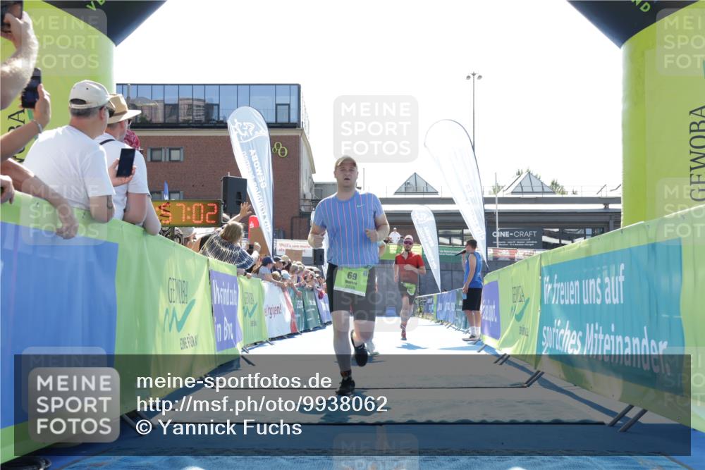 09.08.2026 - GEWOBA Citytriathlon Bremen Yannick Fuchs http://msf.ph/oto/9938062 09.08.2026 15:23:25 Ziel 12, 69, 163, 173, 273, 482 meine-sportfotos.de